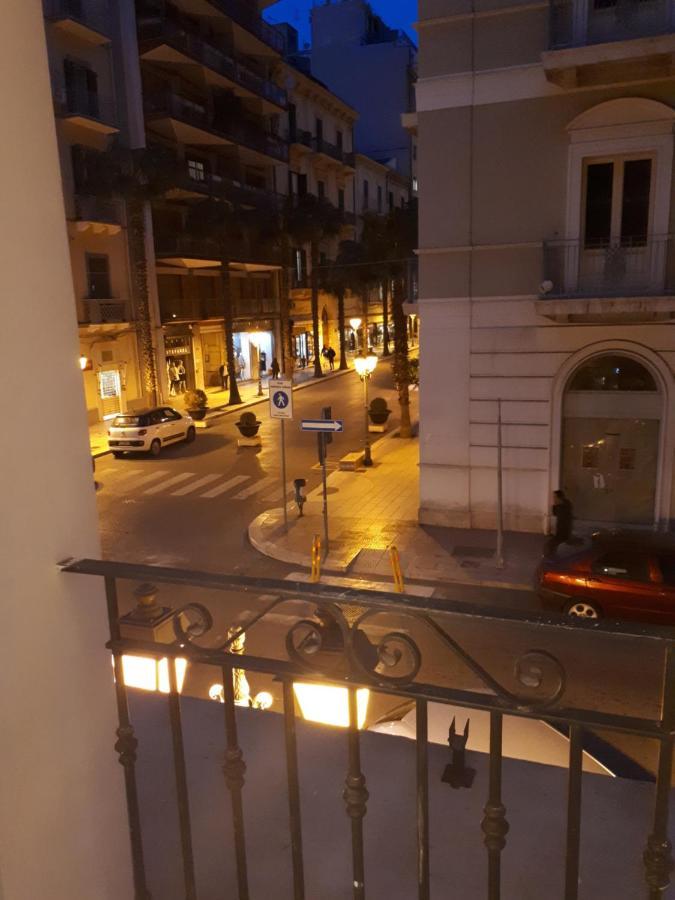 Palazzo Berardi Bed and Breakfast Ταράντο Εξωτερικό φωτογραφία