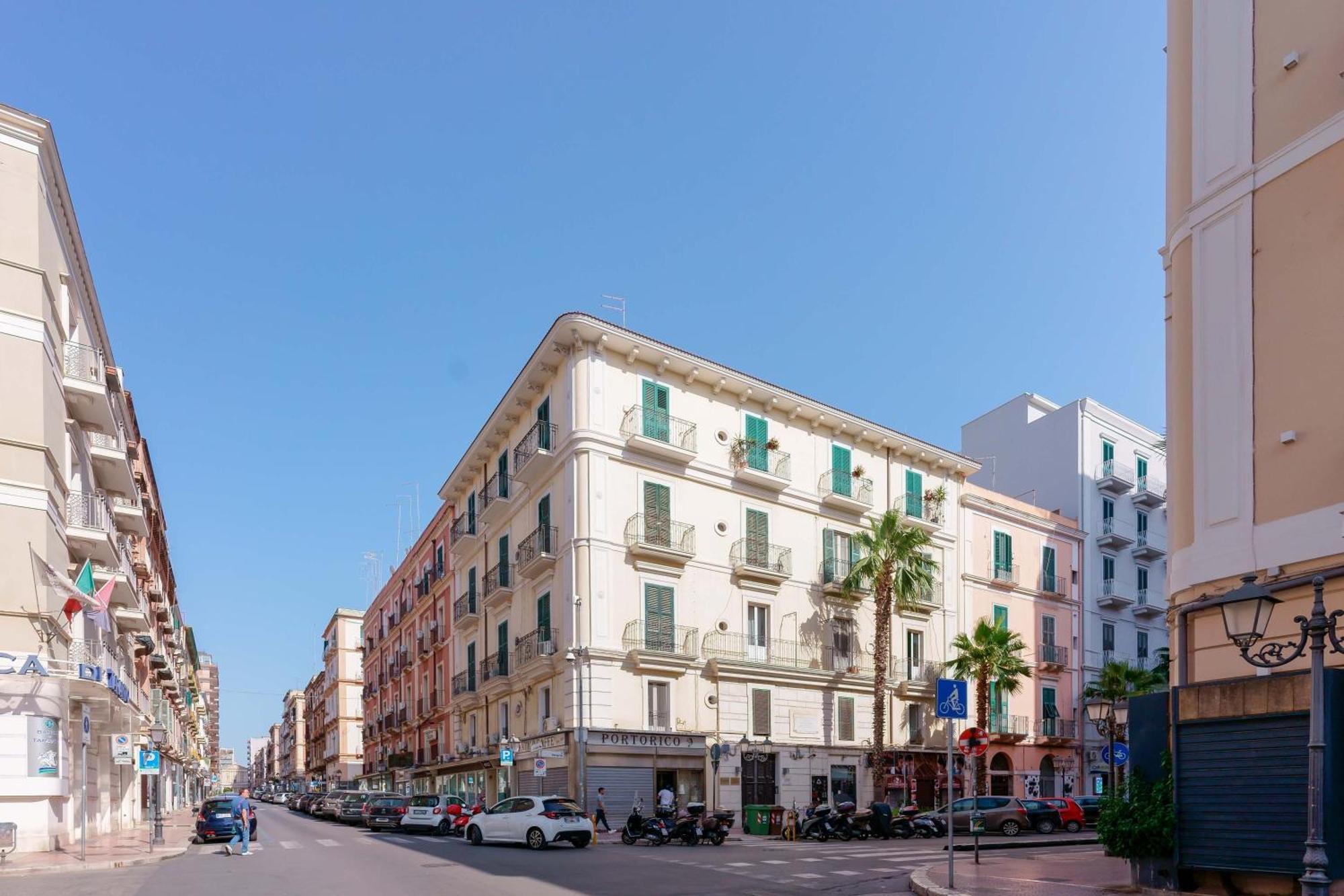 Palazzo Berardi Bed and Breakfast Ταράντο Εξωτερικό φωτογραφία