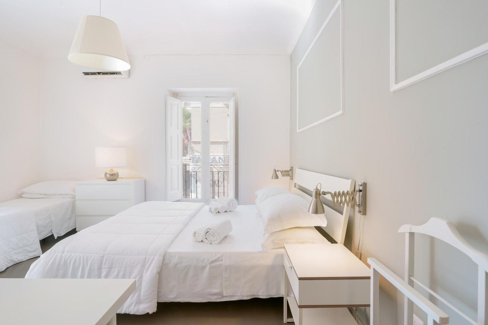 Palazzo Berardi Bed and Breakfast Ταράντο Εξωτερικό φωτογραφία