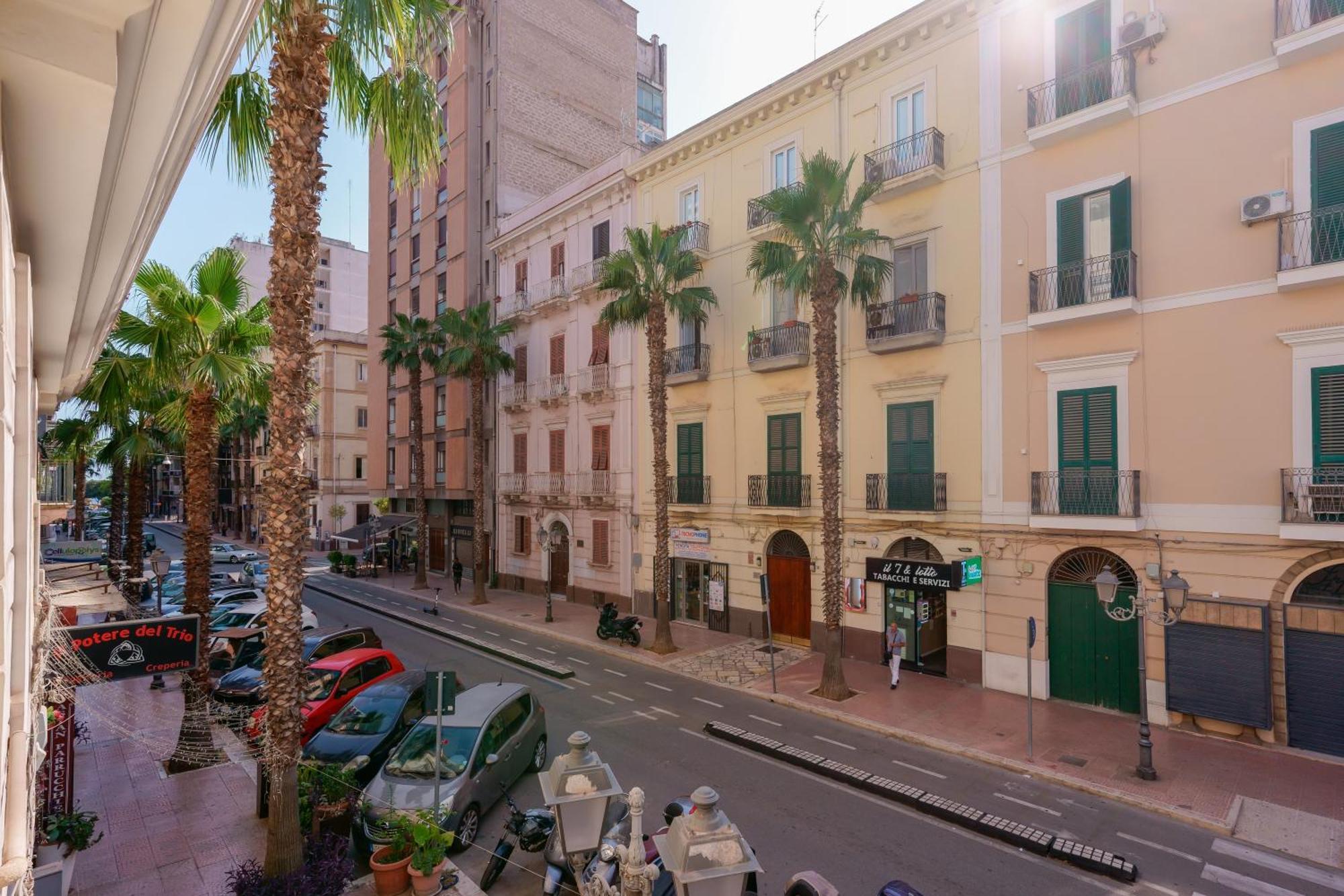 Palazzo Berardi Bed and Breakfast Ταράντο Εξωτερικό φωτογραφία