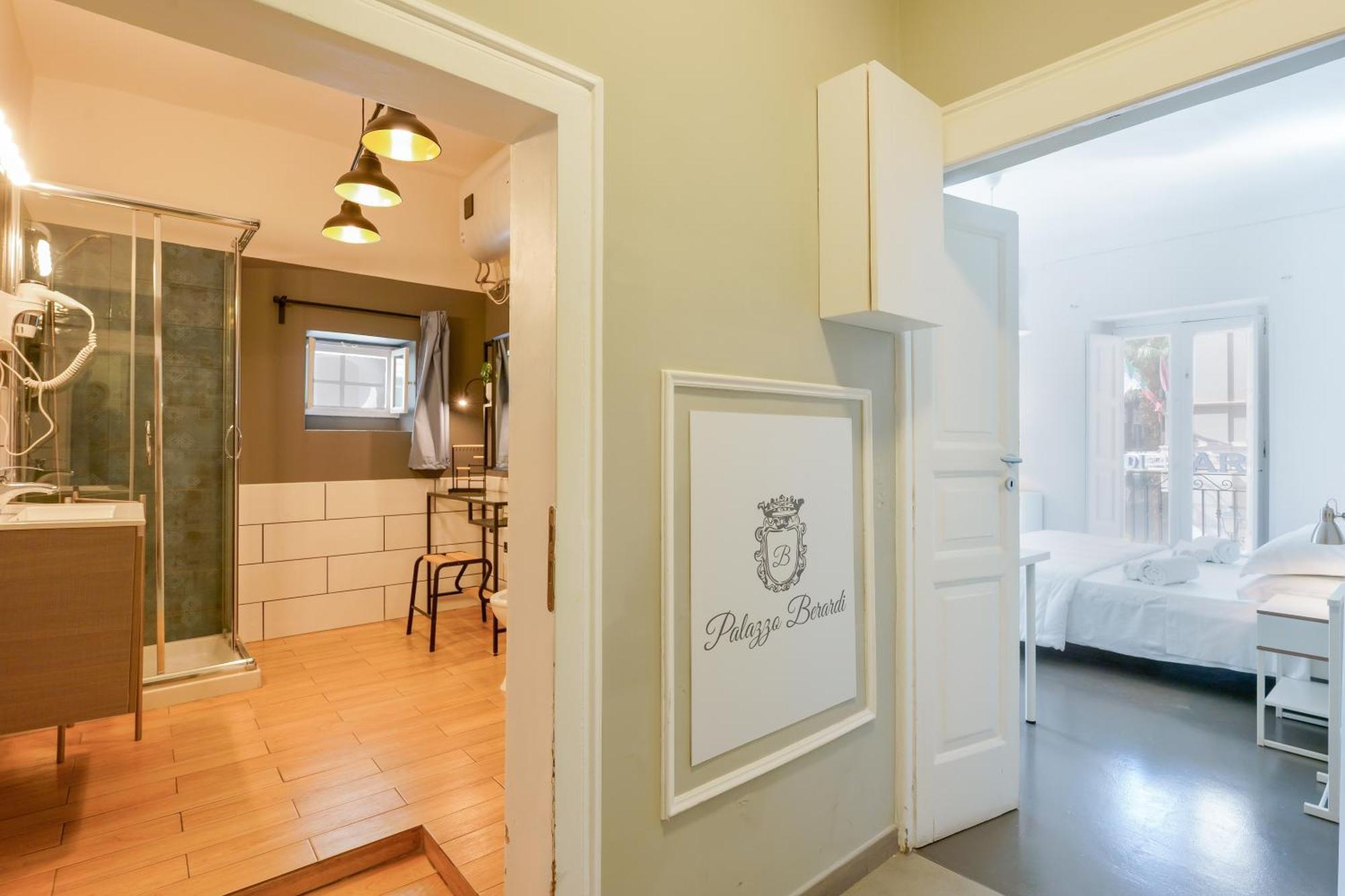 Palazzo Berardi Bed and Breakfast Ταράντο Εξωτερικό φωτογραφία